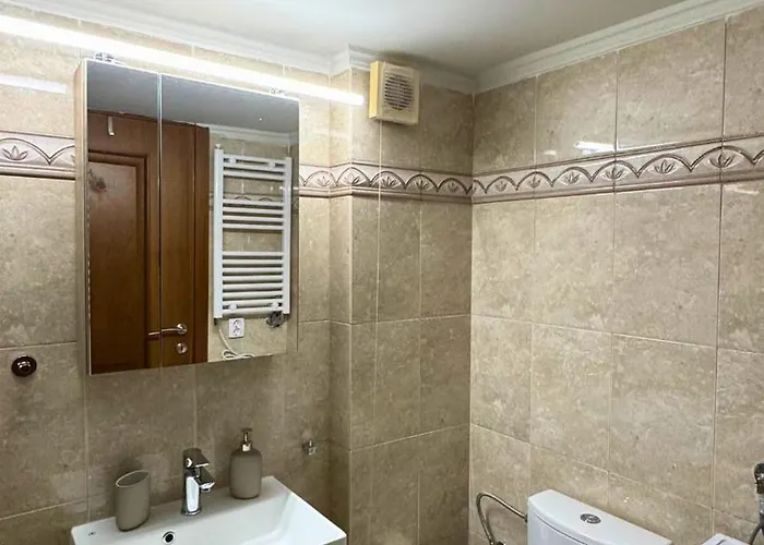 Nancy's Daire Selanik